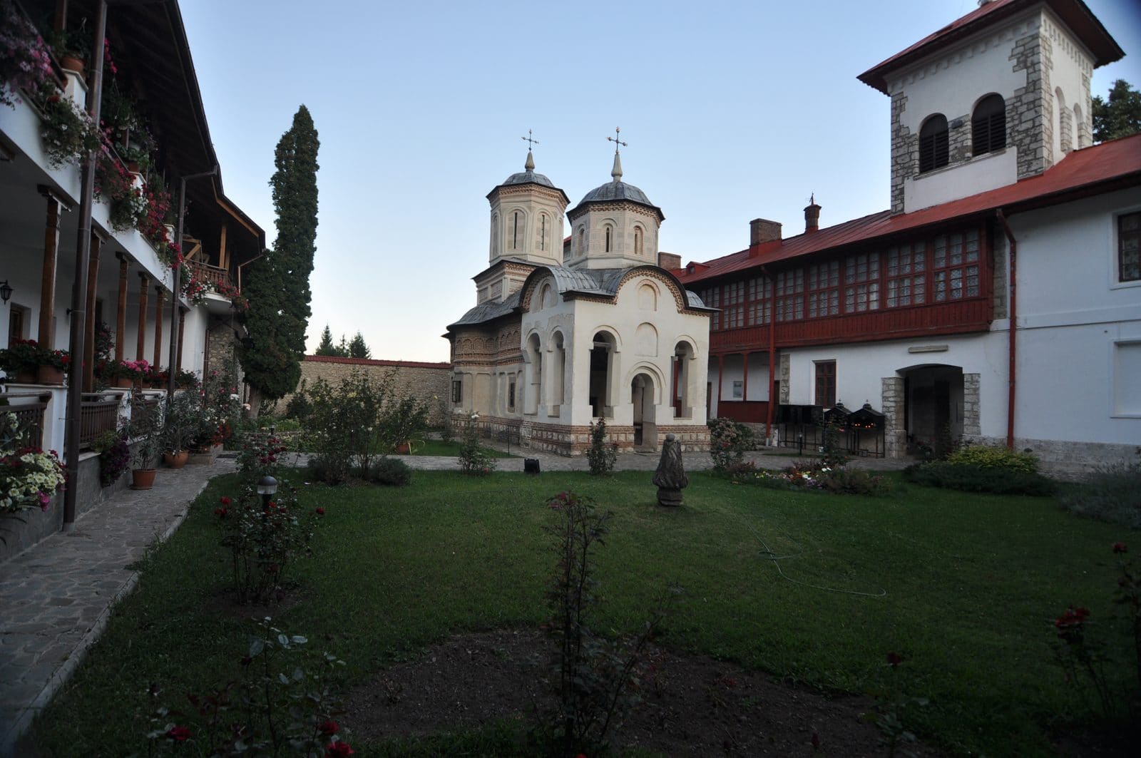Tabără de iarnă — Bistrița și Arnota